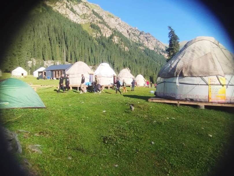 Kerben Yurt Camp at Altyn Arashan