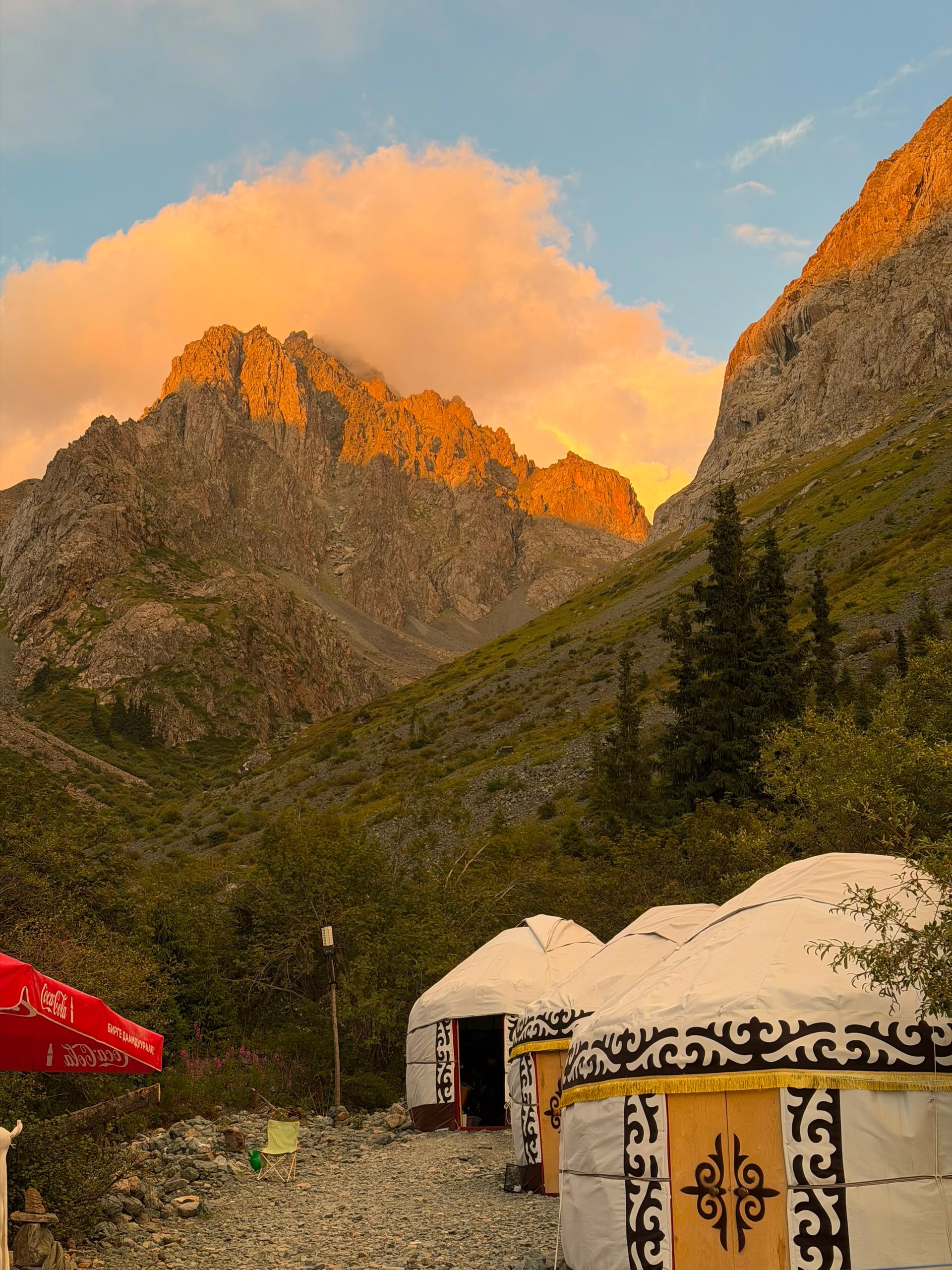 Kerben Yurt Camp at Altyn Arashan